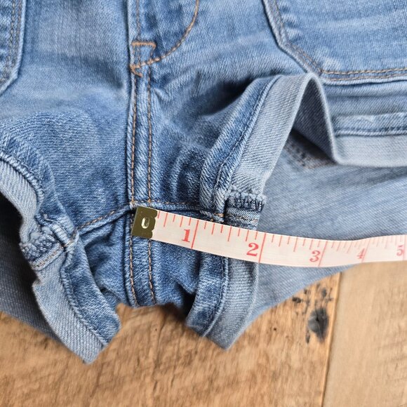 Women's Abercrombie & Fitch Low Rise Denim Shorts Size 6 / 28 - Picture 4 of 7